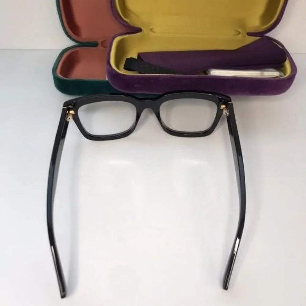 New Gucci GG1138O are simple in design with beautiful soft line